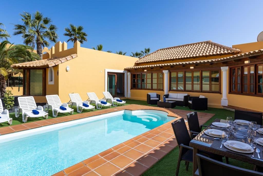 Villa Helen - Heated Pool Wifi Smarttv Barbecue Corralejo Eksteriør bilde