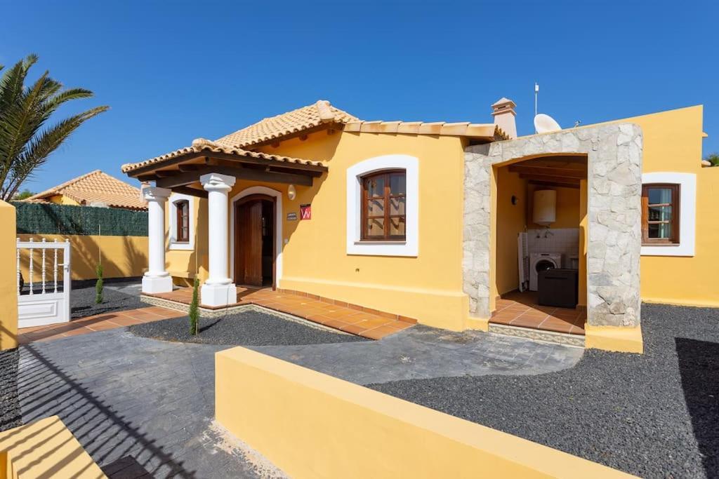 Villa Helen - Heated Pool Wifi Smarttv Barbecue Corralejo Eksteriør bilde