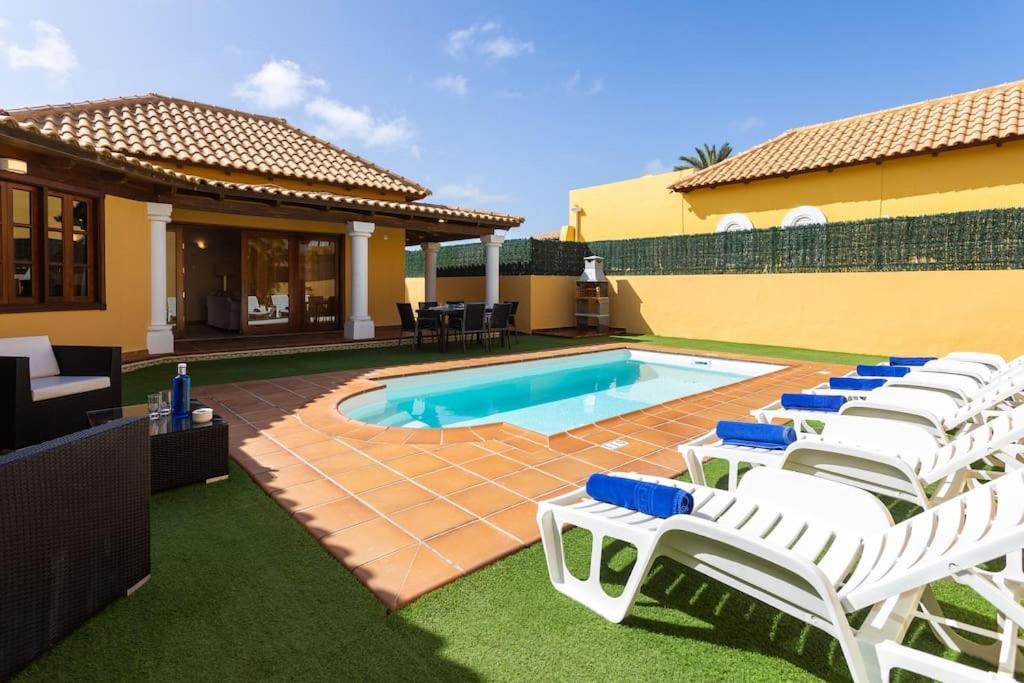 Villa Helen - Heated Pool Wifi Smarttv Barbecue Corralejo Eksteriør bilde