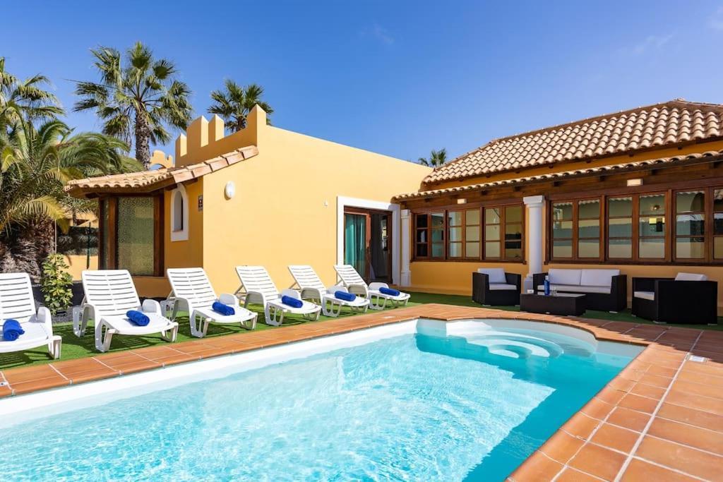 Villa Helen - Heated Pool Wifi Smarttv Barbecue Corralejo Eksteriør bilde